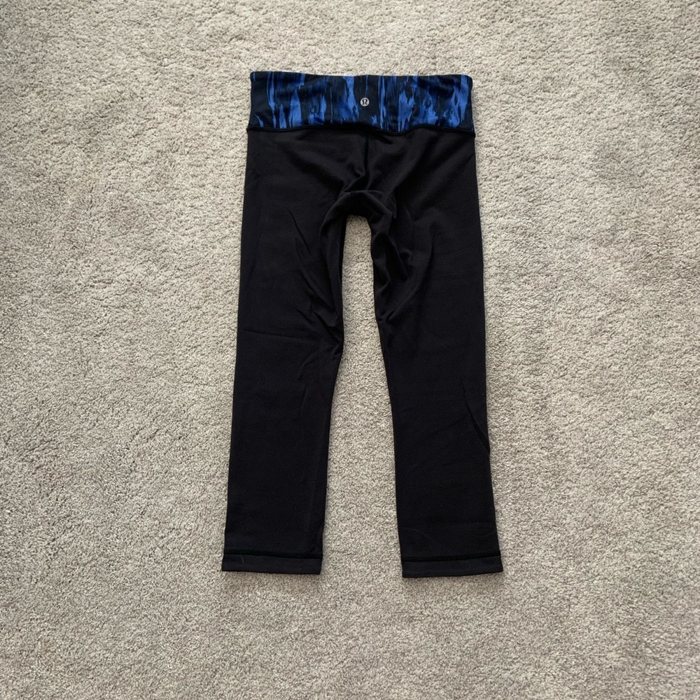 EUC Lululemon Wunder Under Reversible leggings